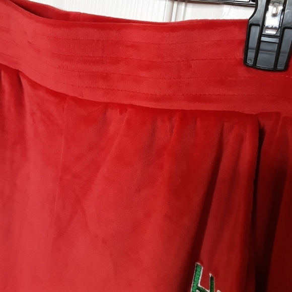 NEW Juniors Red Velour Christmas Joggers - Sz. XXL (19) **SO SOFT** - Picture 3 of 6